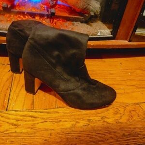 Chic Black Ankle Booties